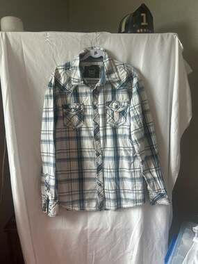 BKE Men's XL Athletic Fit Blue and White Plaid Western Snap Button Down Shirt
